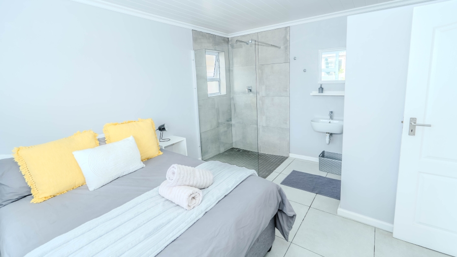 2 Bedroom Property for Sale in Pearly Beach Western Cape